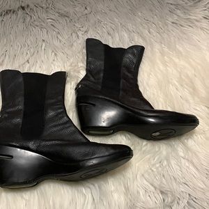 Nike air heels size 11